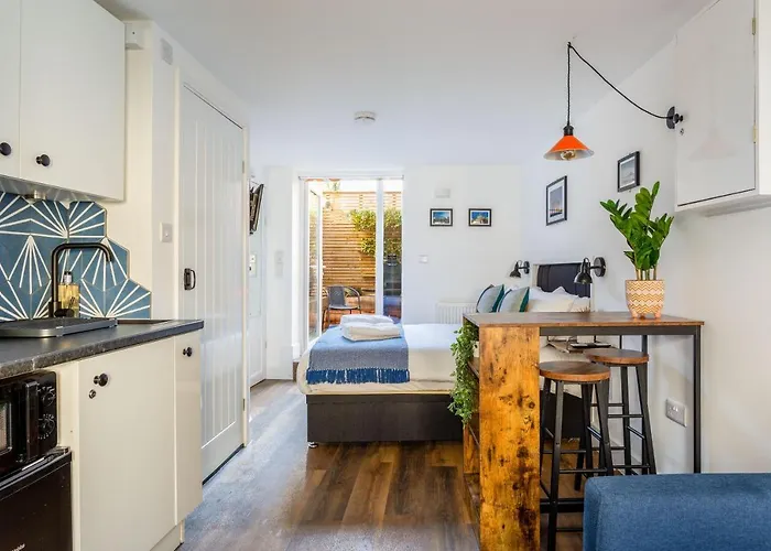 Brighton Laines Apartments - Central Laines Location