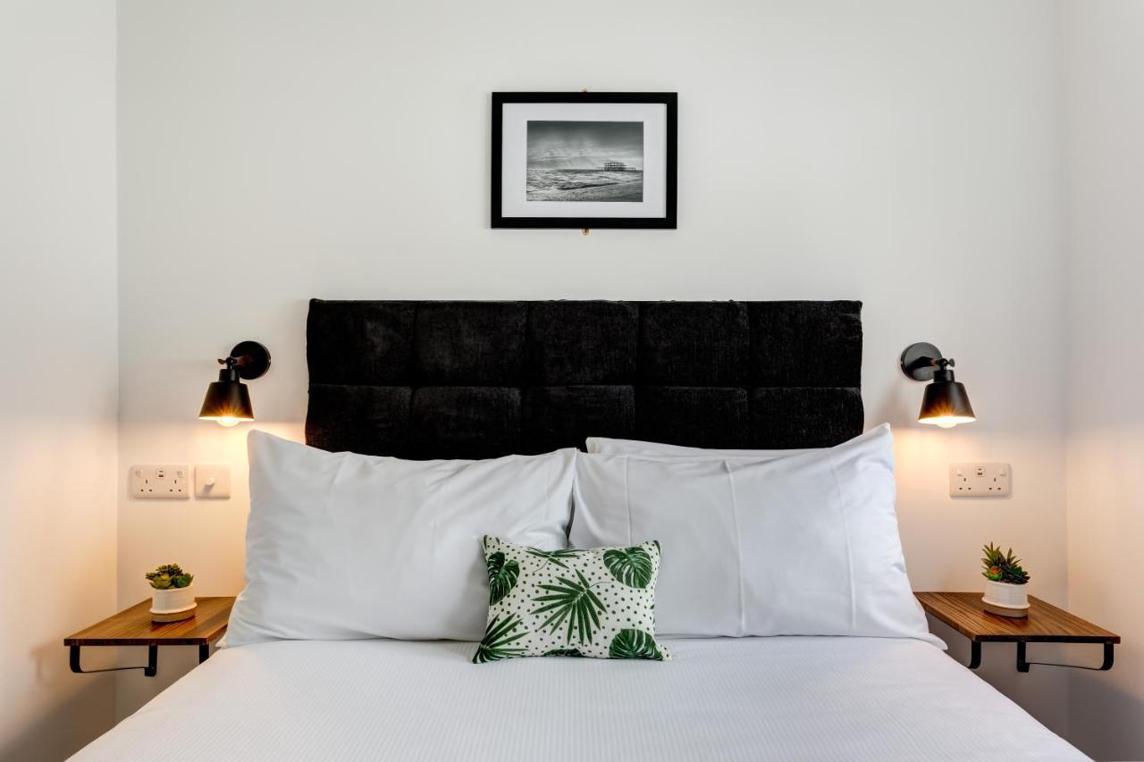 Laines - Laines Location * Hove